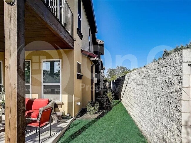 Photo - 12300 Terraza Cir