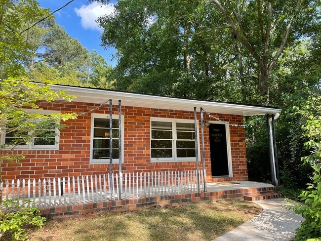 Photo - 2 bedroom, 1 bathroom updated home in Norm...