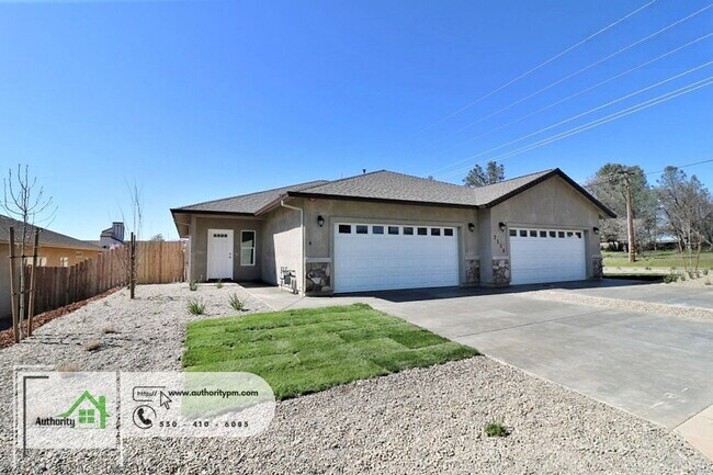 2530 Rainbow Ln
