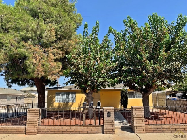 Building Photo - 3312 Elda Ave