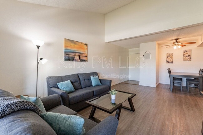 Photo - 7350 N Vía Paseo Del Sur Unit Apartment Q201