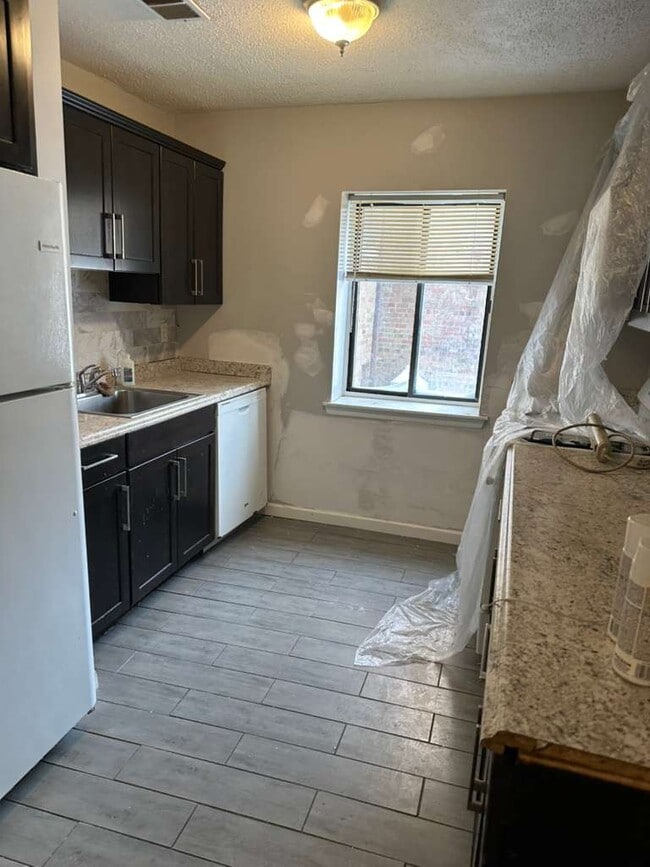 Photo - 402 Kennedy Dr Unit 402