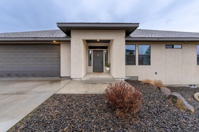 Building Photo - 72802 E Grand Bluff Loop