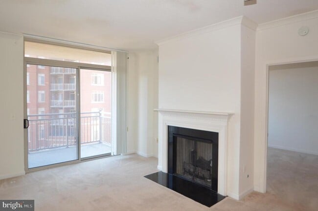 Photo - 4490 Market Commons Dr Unit 412