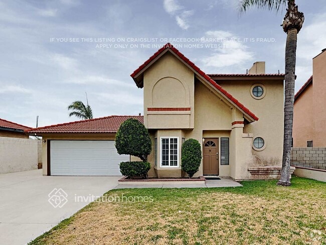 Building Photo - 14845 Cambria St Rental