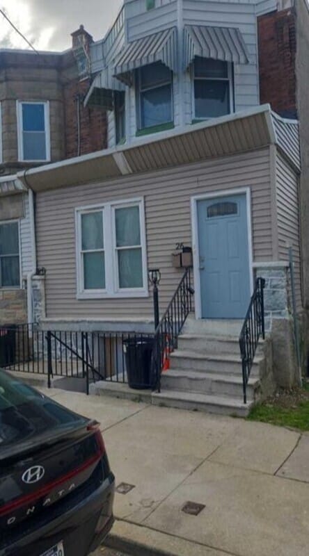 Photo - 26 N 54th St