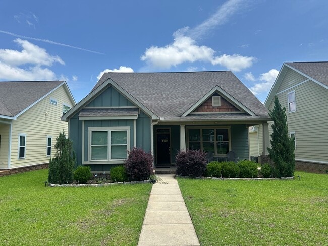 Beautiful 3 BR 2.5 Bath home with bonus room - Beautiful 3 BR 2.5 Bath home with bonus room