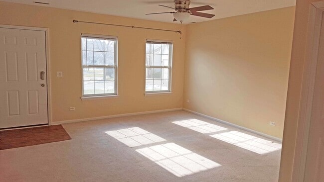 Photo - 1227 N Village Dr