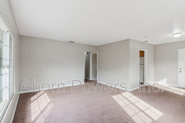 Photo - 1031 Spring St