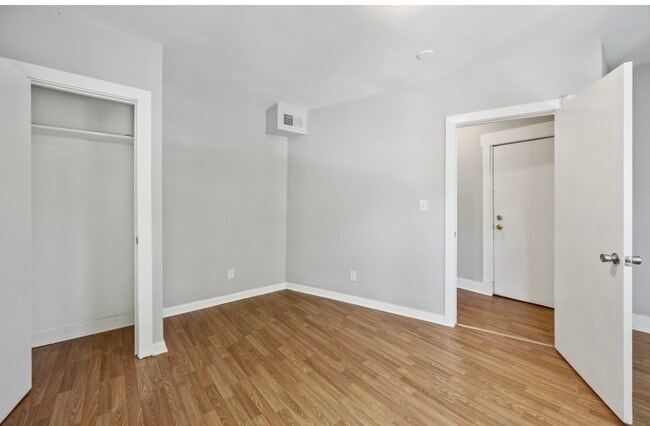 Photo - 32 Harding Pl Unit 1