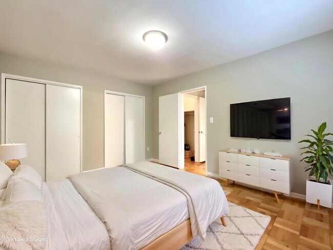 Photo - 4114 Davis Pl NW Unit 210
