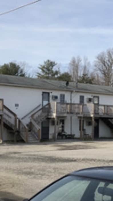 Building Photo - 53 Meadow Green Rd Unit T-6