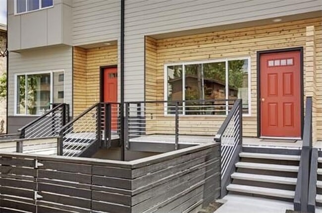 Photo - Vaulted ceilings and high-end trim. 3 bed 3.5 bath!