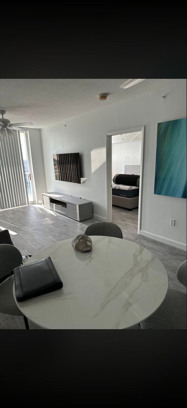 Photo - 3020 NE 32nd Ave Unit 610