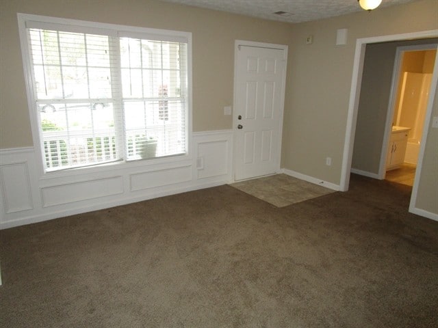Photo - 282 Rockingham Dr