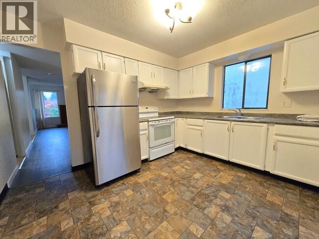 Photo - 1214 Nestor St