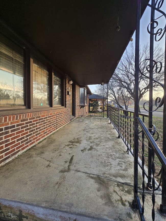 Photo - 714 S Fabrique Dr