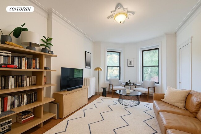 Building Photo - 358 8th St Rental