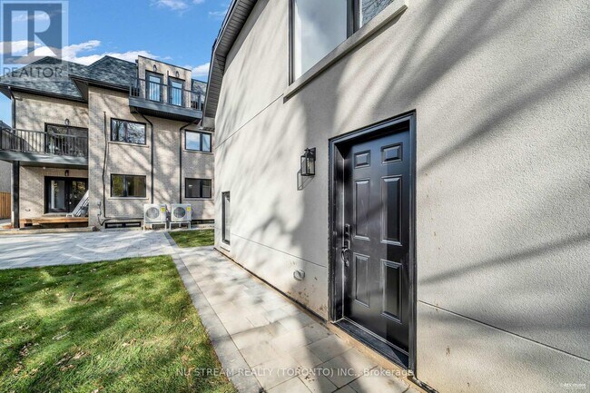 Photo - 25 Devondale Ave