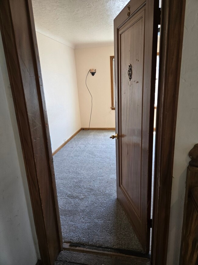 945 E Lander St Unit 3