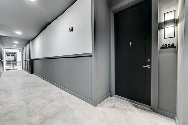 Photo - 4801 Springdale Rd Unit 1204