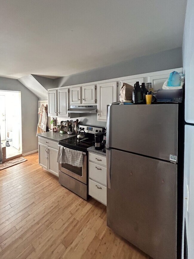 Photo - 62 Intervale Ave