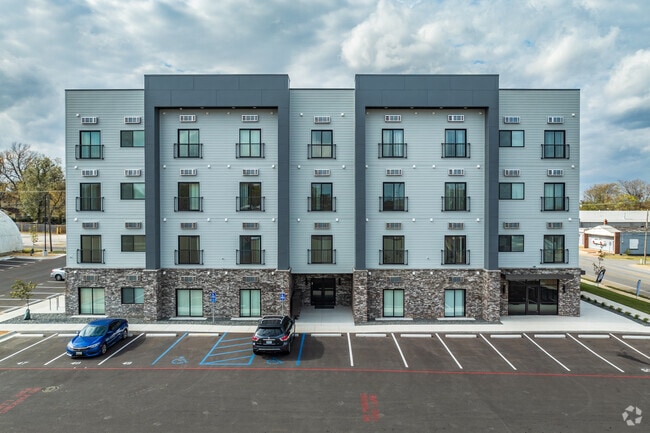 Spirit Of St Louis Apartments