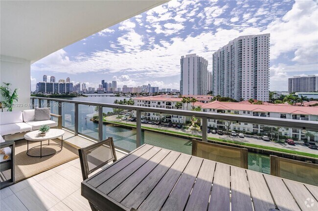 Building Photo - 3250 NE 188th St Unit # 606 Rental