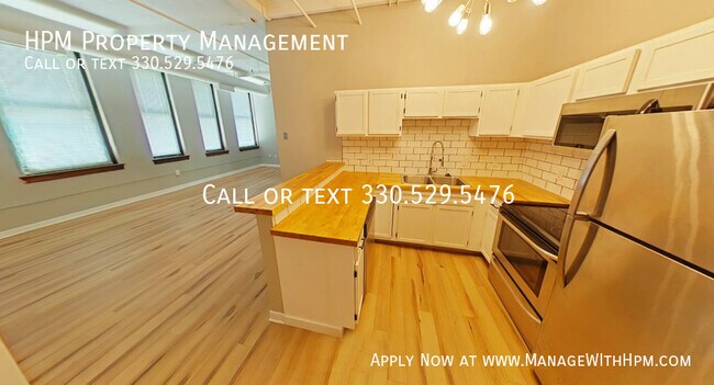 Photo - 1133 W 9th St Unit 203