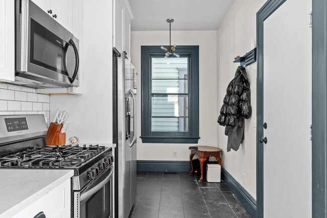 58 Cottage St Unit 1