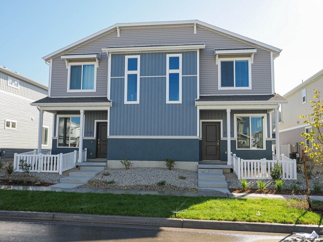 Building Photo - Saratoga Springs Twin Home