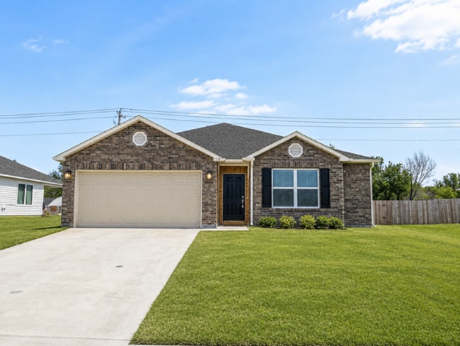 Building Photo - 4 Bed | 2 Bath in Broken Arrow!