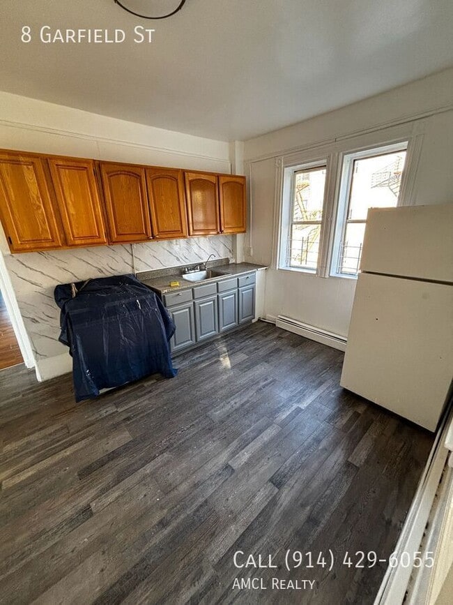 Photo - 8 Garfield St