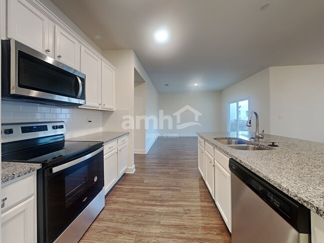 Photo - 1149 Tan Tara Trail