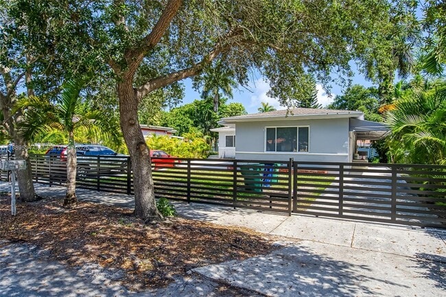 Photo - 1600 NE 110th Terrace