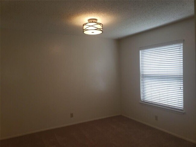 Photo - 13212 Rampart St