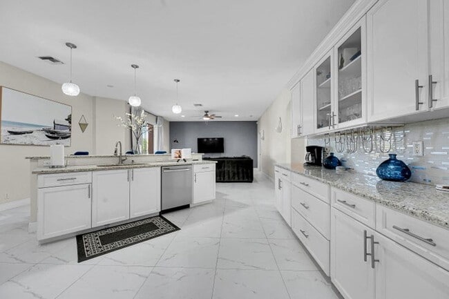 Photo - 13620 Folkestone Ct