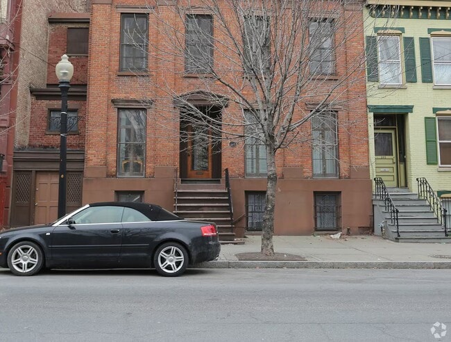 Photo - 285 Lark St Unit Apt #1