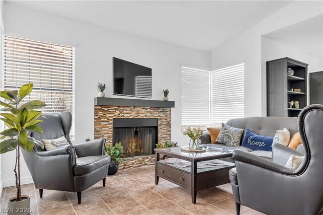 Photo - 760 Thousand Oaks Dr