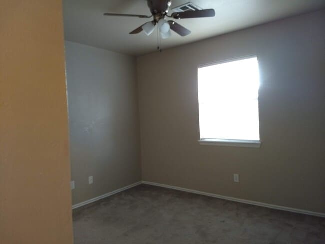 Photo - 202 Timbercrest Ct