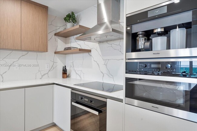Photo - 2301 Collins Ave Unit 1633