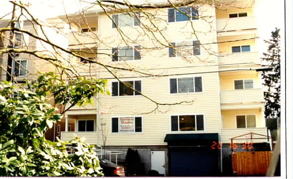 Harrison Heights - Harrison Heights Apartments
