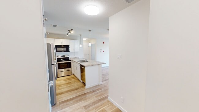 Photo - 10101-10101 101 Ave Unit 402