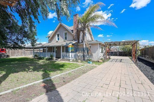 Photo - 1006 Moffett Rd House