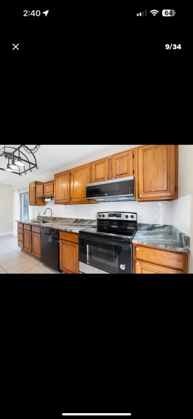 Photo - 748 Altura St