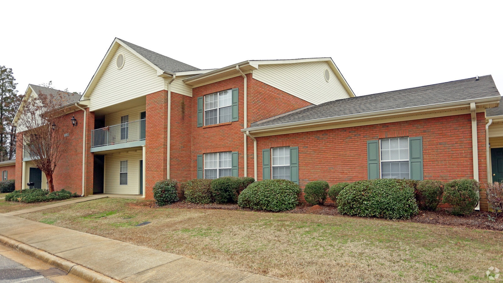 Parkwood Apartments - Parkwood Apartments