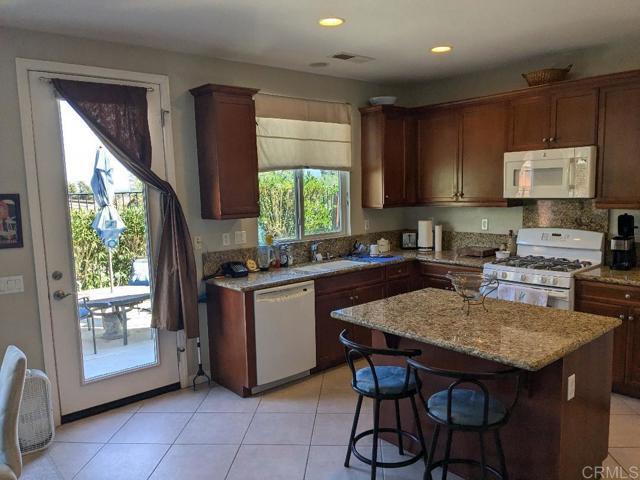 Photo - 176 Lehman Way