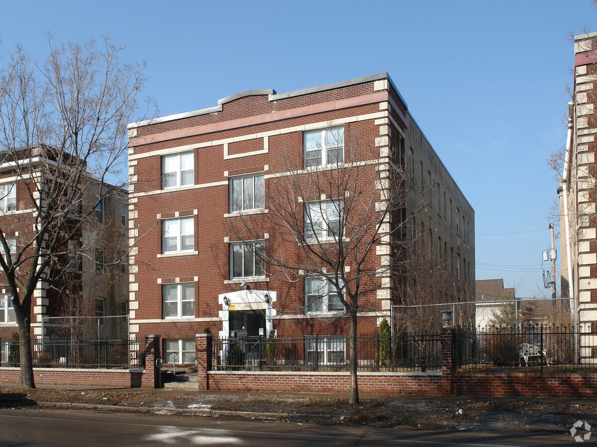 Photo - 1822 Park Apartments