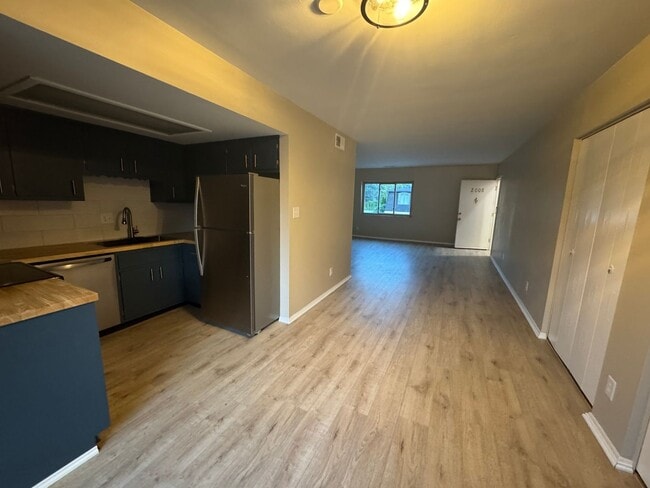 Photo - 314 Elmead Ct