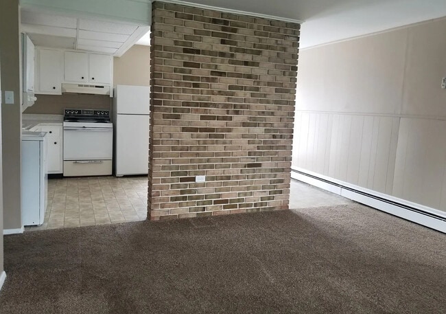 Photo - 2021 Hillside Ave